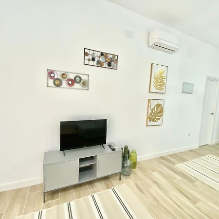 マドリードPuente Praga Aparmentアパートメント エクステリア 写真